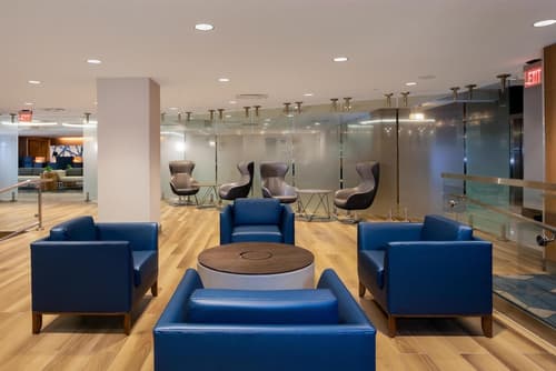 DoubleTree by Hilton Hotel & Suites Pittsburgh Downtown, Lobby