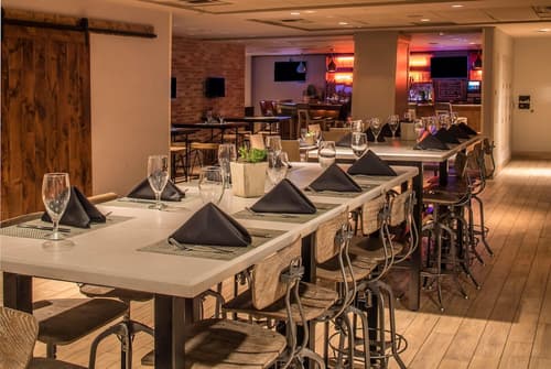 DoubleTree by Hilton Hotel & Suites Pittsburgh Downtown, Restaurant