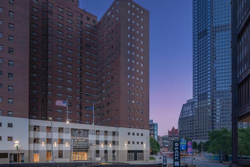 DoubleTree by Hilton Hotel & Suites Pittsburgh Downtown, Primary image