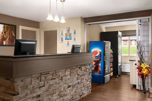 Travelodge Suites by Wyndham Moncton, Reception
