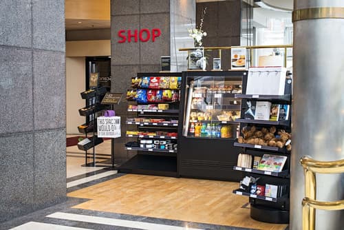 Scandic Triangeln, Gift shop