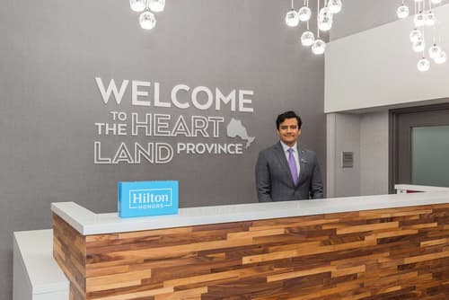 Hampton Inn & Suites by Hilton Toronto Downtown