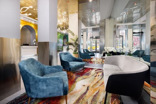 OYO Times Square, Lobby