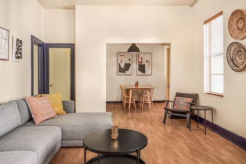 Freehand Miami, Room