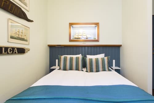 Lord Nelson Hotel, Room