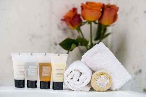 Warwick Seattle, Room