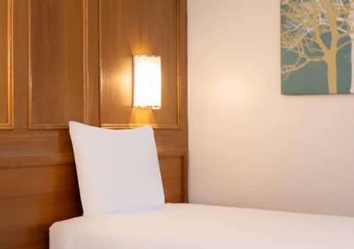 STG Hotel London Oxford Street, Room