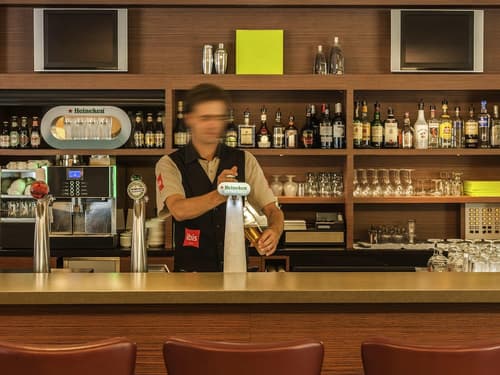 ibis Utrecht, Bar (on property)