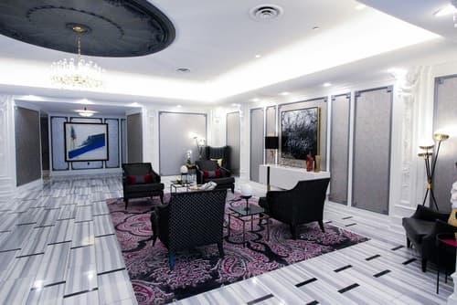 The Churchill Hotel near Embassy Row, Lobby