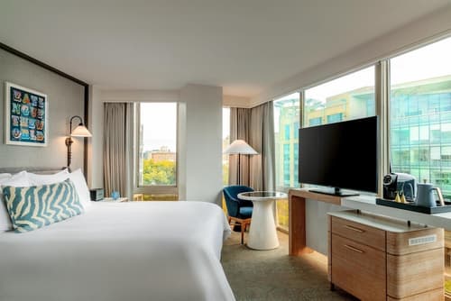 Beacon Hotel & Corporate Quarters