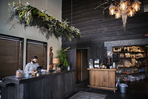 Campfire Hotel, Check-in/check-out kiosk