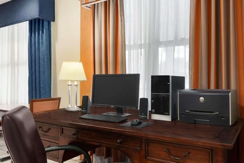 Country Inn & Suites by Radisson, Holland, MI, Business center