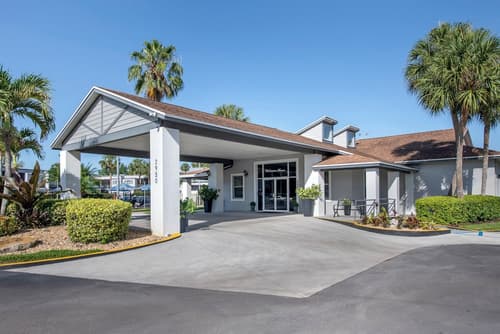 Orbit One Vacation Villas