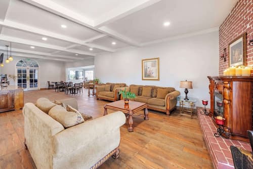 Best Western Plus Hill House, Lobby