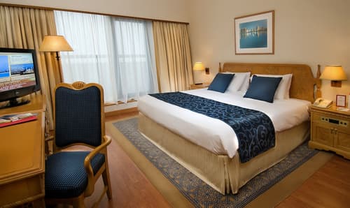 Millennium Plaza Downtown Hotel, Room