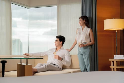 Holiday Inn Bangkok Silom by IHG