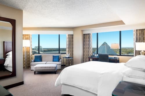 Memphis Riverline Hotel