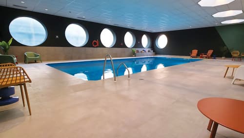 Holiday Inn Eindhoven Centre by IHG