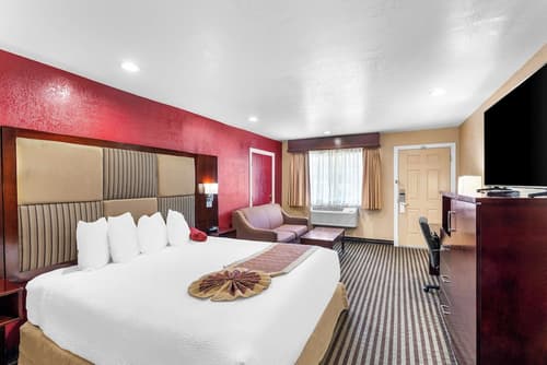 Best Western Plus Yosemite Way Station Motel