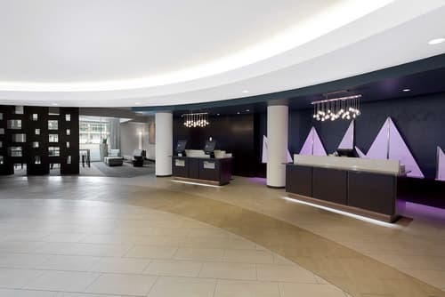 Hyatt Regency Baltimore Inner Harbor, Lobby