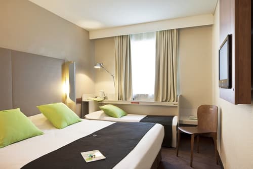 Campanile Chambray Les Tours