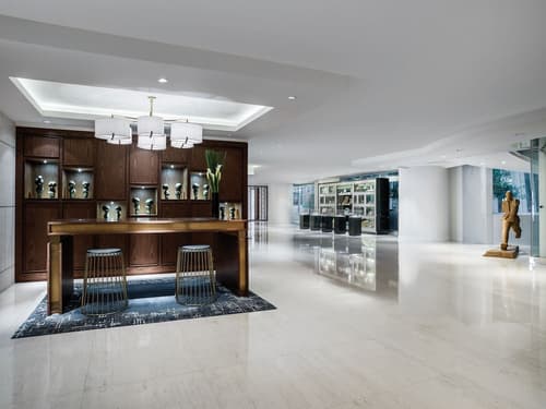 Cordis, Hong Kong, Concierge desk