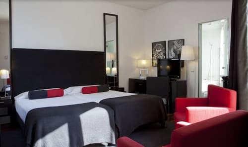 Hotel Quatro Puerta Del Sol, Room