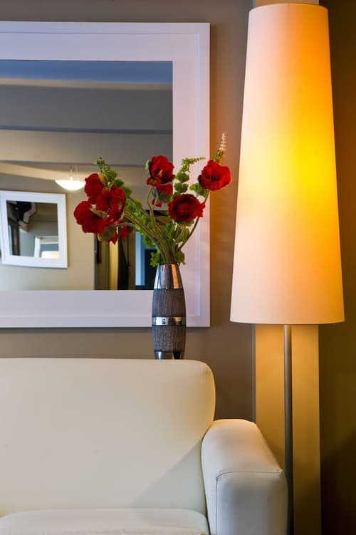 The Ashley Hotel, Reception