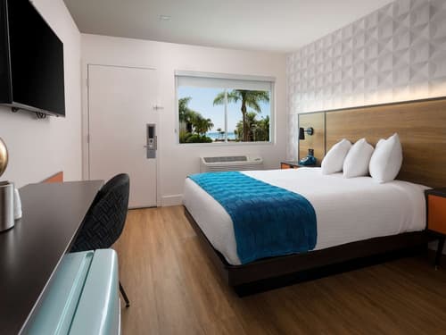 Motel 6 Santa Barbara, CA - Beach