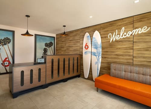 Motel 6 Santa Barbara, CA - Beach