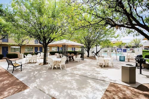 Motel 6 Holbrook, AZ, Exterior