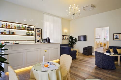 Hotel Italia, Bar (on property)