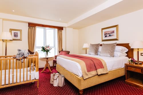 Galway Bay Hotel, Room