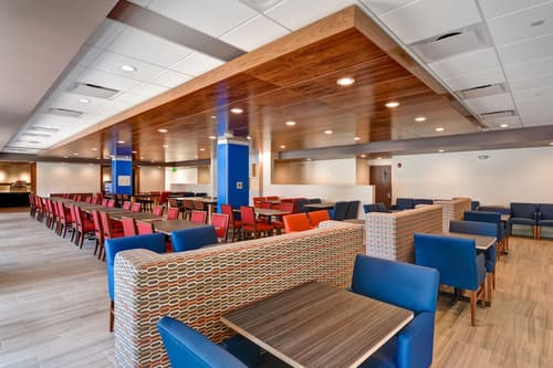 Holiday Inn Express Boston by IHG, Restaurant
