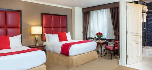 Fitzpatrick Grand Central, Room