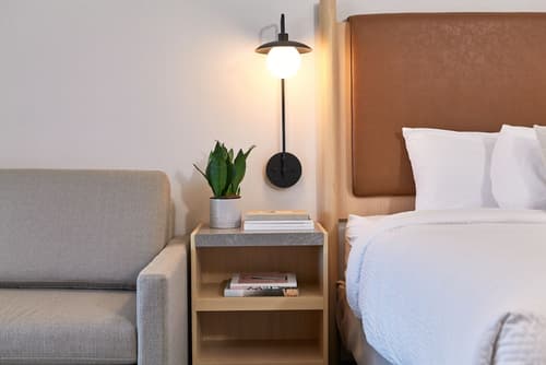 Forest Park Hotel, Room