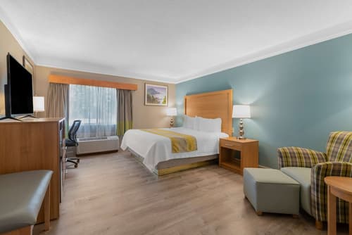 Best Western Plus Executive Court Inn & Conference Center, Room