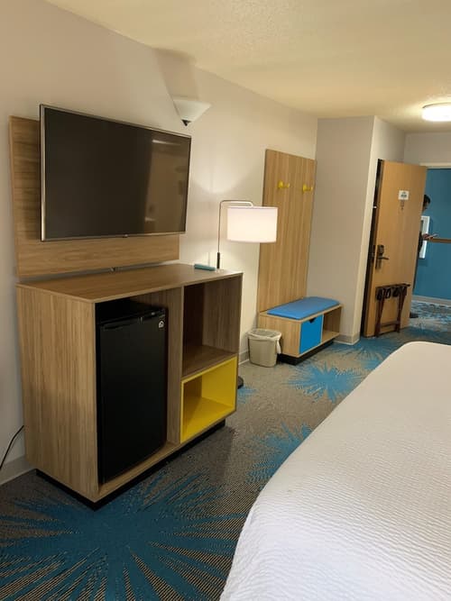 Days Inn by Wyndham Custer, Room