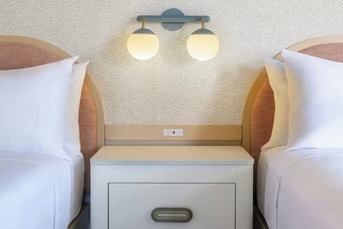 The Luce, St. Pete Beach, a Tribute Portfolio Hotel, Room