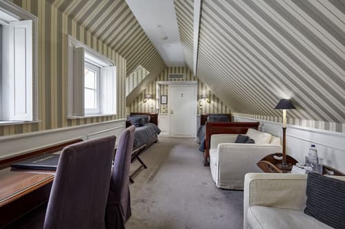 The Pand Hotel, Room