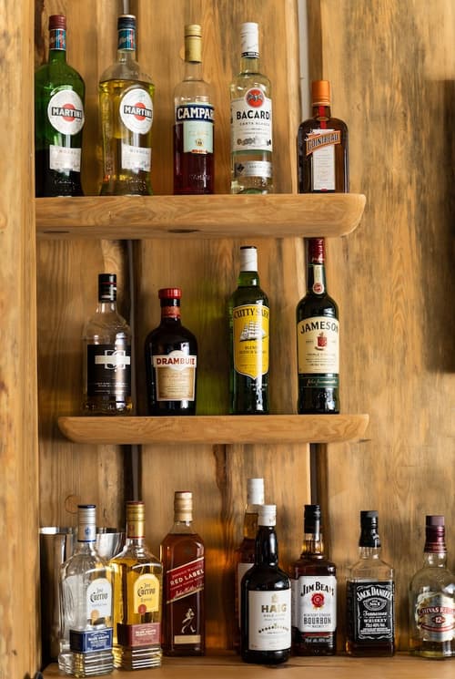 Rhenia Mykonos, Snack bar