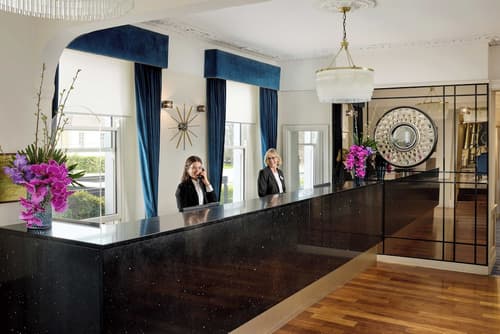 The Sandymount Hotel, Reception