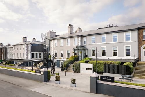 The Sandymount Hotel, Primary image