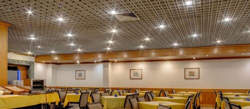 VIP Inn Berna Hotel, Dining