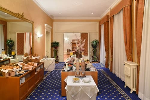 Golf Hotel Rene Capt