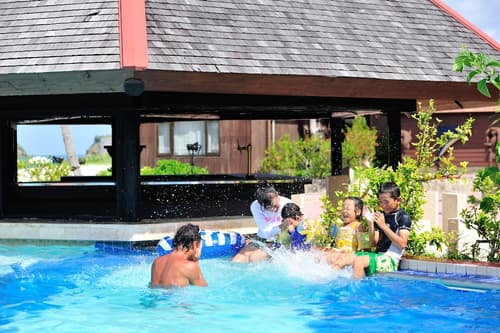 Okuma Private Beach & Resort, Outdoor pool