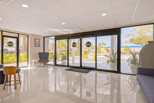 B&B Hotel Miami Airport, Lobby