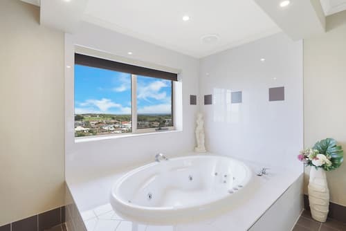 Comfort Inn On Raglan, Room