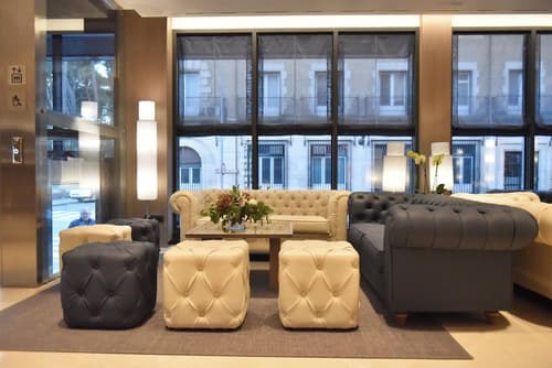 Hotel Pedro I de Aragón, Lobby sitting area