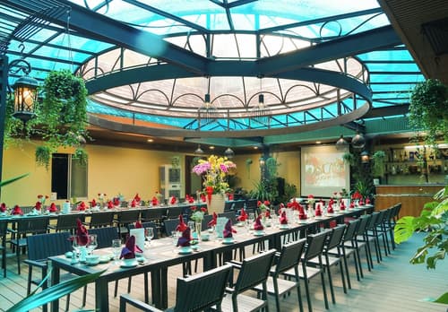 Oscar Saigon Hotel, Restaurant